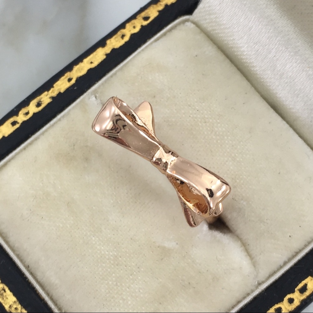 ♠️ Kate Spade ♠️ Bow Ring - Rose Gold Finish 🎀